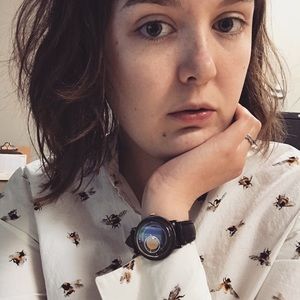 Meet your Posher, Emily